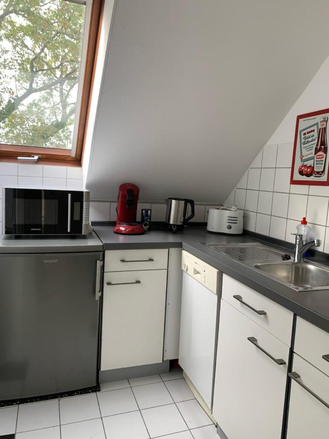Kleines Apartment In Moenchengladbach-Neuwerk Exterior foto